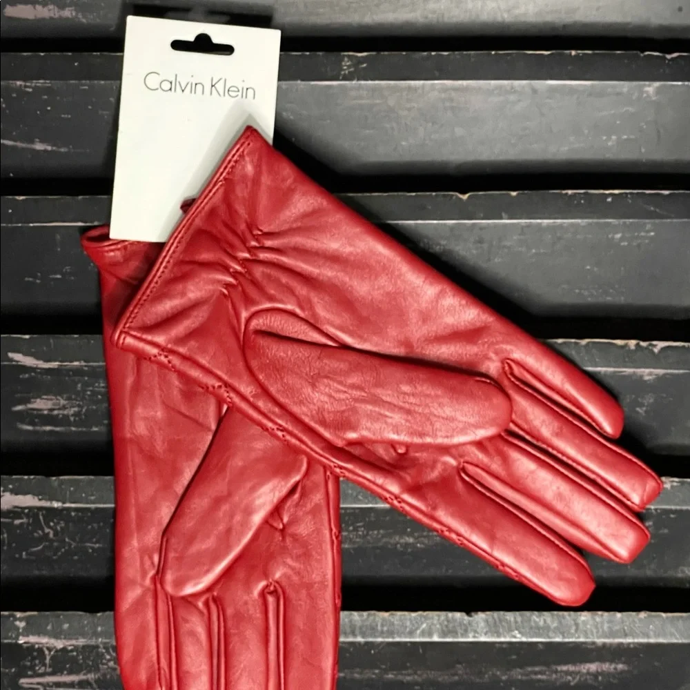 CALVIN KLEIN Quilted Genuine Leather Gloves